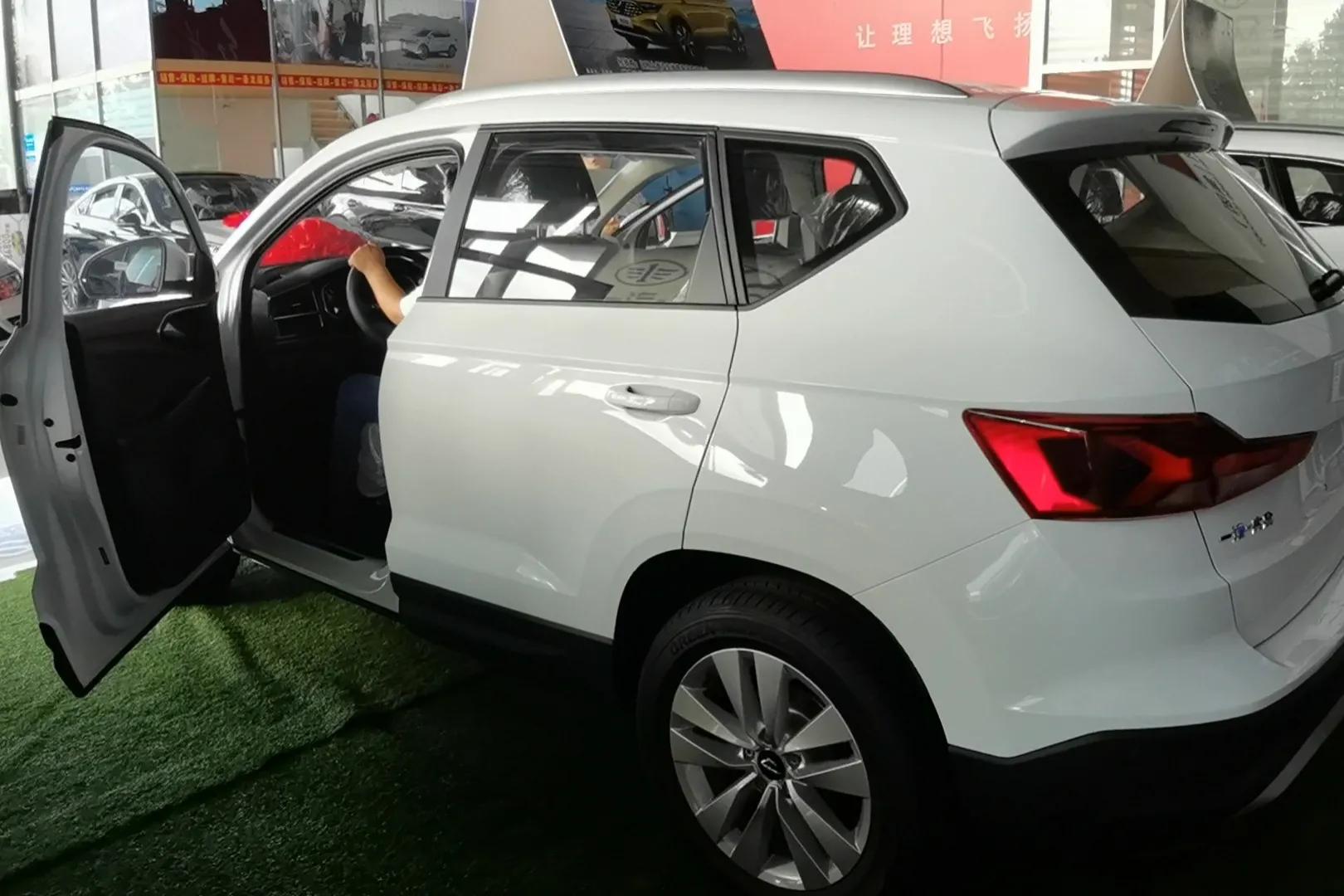 捷达vs5跟长安cs75谁值得购买,捷达vs5与长安cs75哪个更好