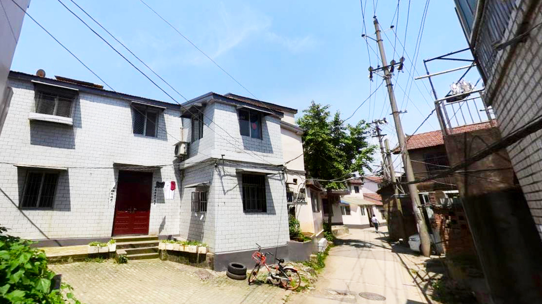 武汉市江岸区附近的城中村,武汉仅存的城中村