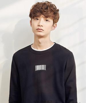 当下最火的流行男生发型,超级流行的男生发型超帅超阳光