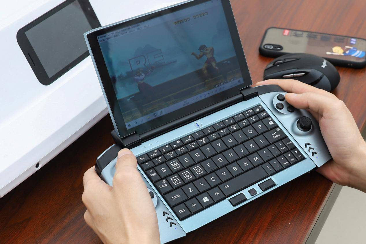 壹号本“7英寸迷你游戏本”评测：十代处理器，WiFi6网卡