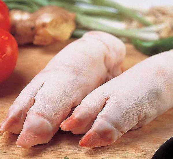 香辣卤猪蹄满嘴都是肉太好吃了,卤猪蹄吃不完需要热吗