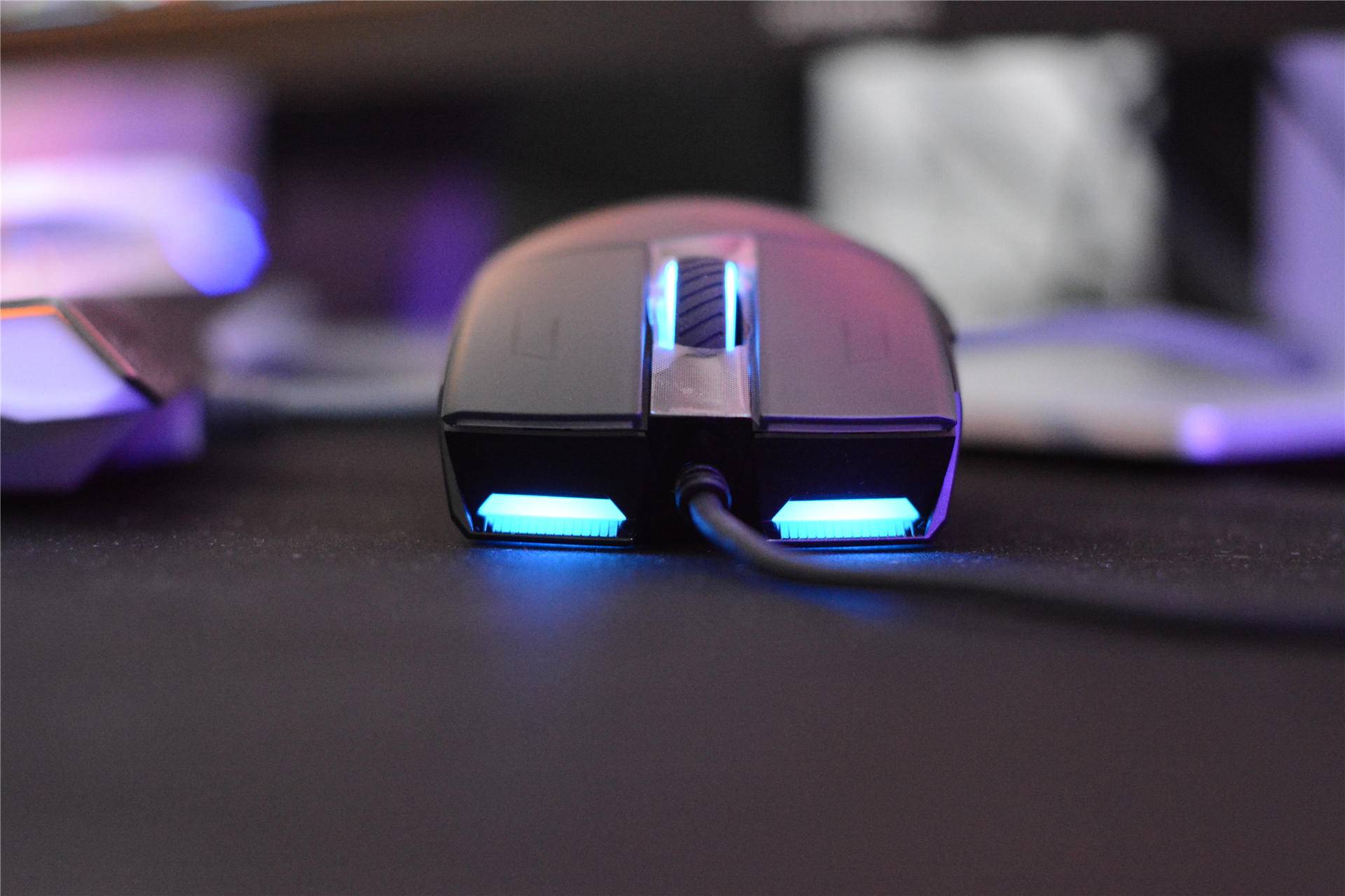 rog影刃2有线鼠标值不值得买,rog影刃2无线鼠标测评