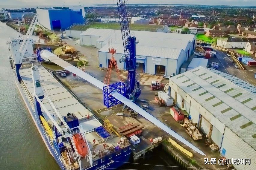 全球最大的垂直轴风力发电机,风力发电机叶片127米