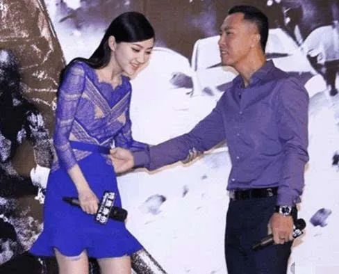 景甜上韩国热搜,景甜上海人间水蜜桃