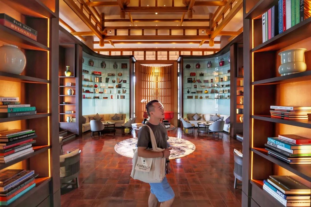 城市酒店好还是民宿好,度假酒店与城市酒店