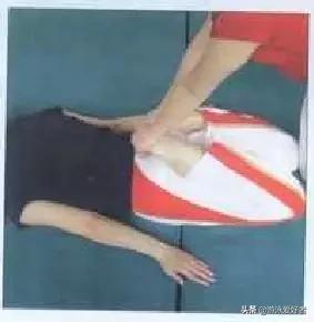 提高自由泳游泳速度训练方法,儿童短期如何提高游泳成绩