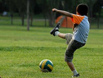 儿童股骨头坏死是怎么引起的,长期吃激素药怎样预防股骨头坏死