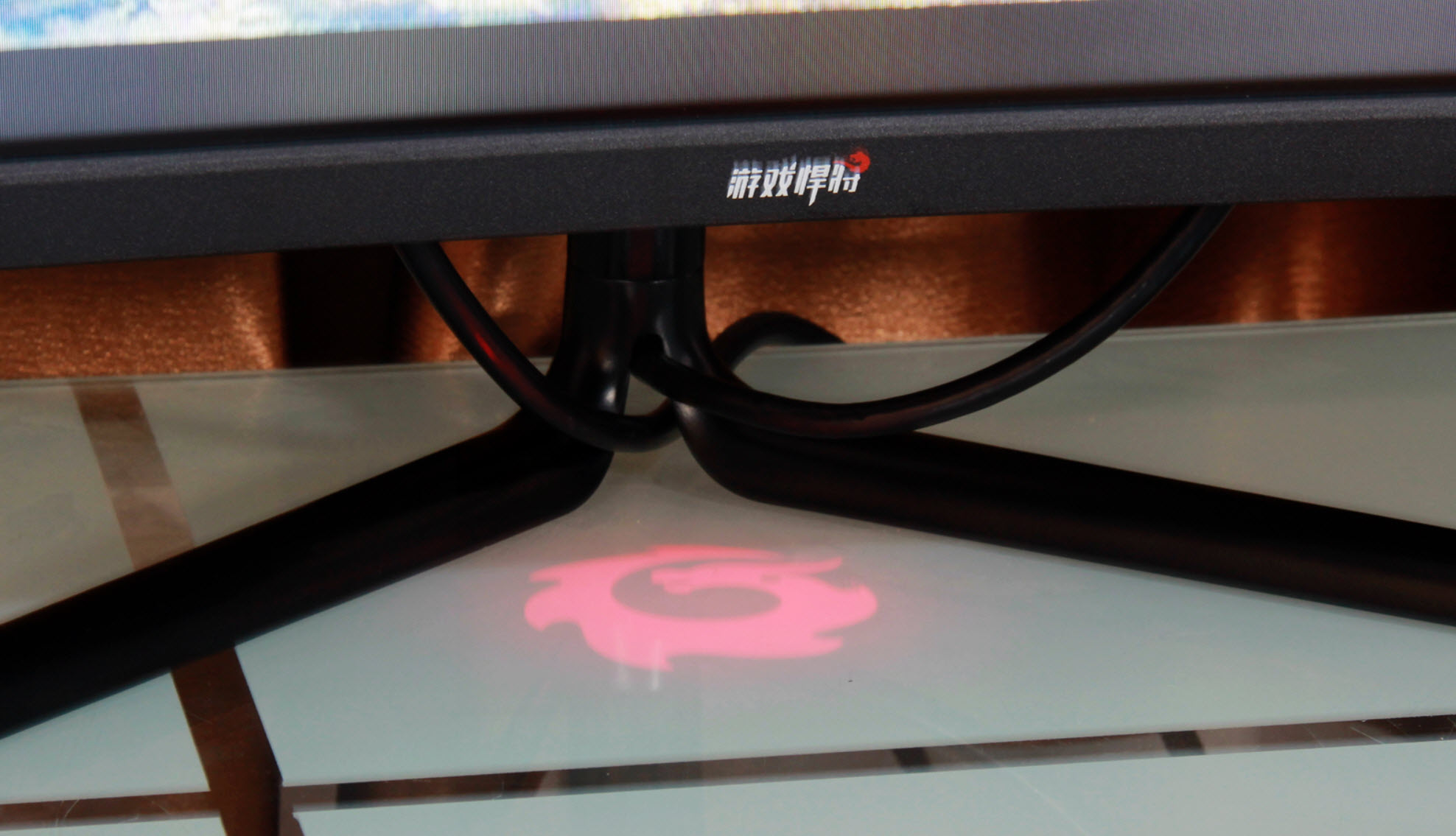 大屏遇上蓝蜘蛛,Spyder5Pro实测游戏悍将大屏电竞显示器电竞