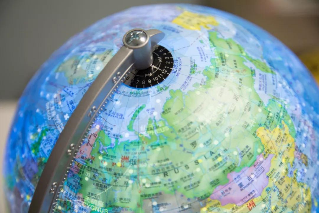 超炫酷的AR地球仪！把世界带到孩子的眼前