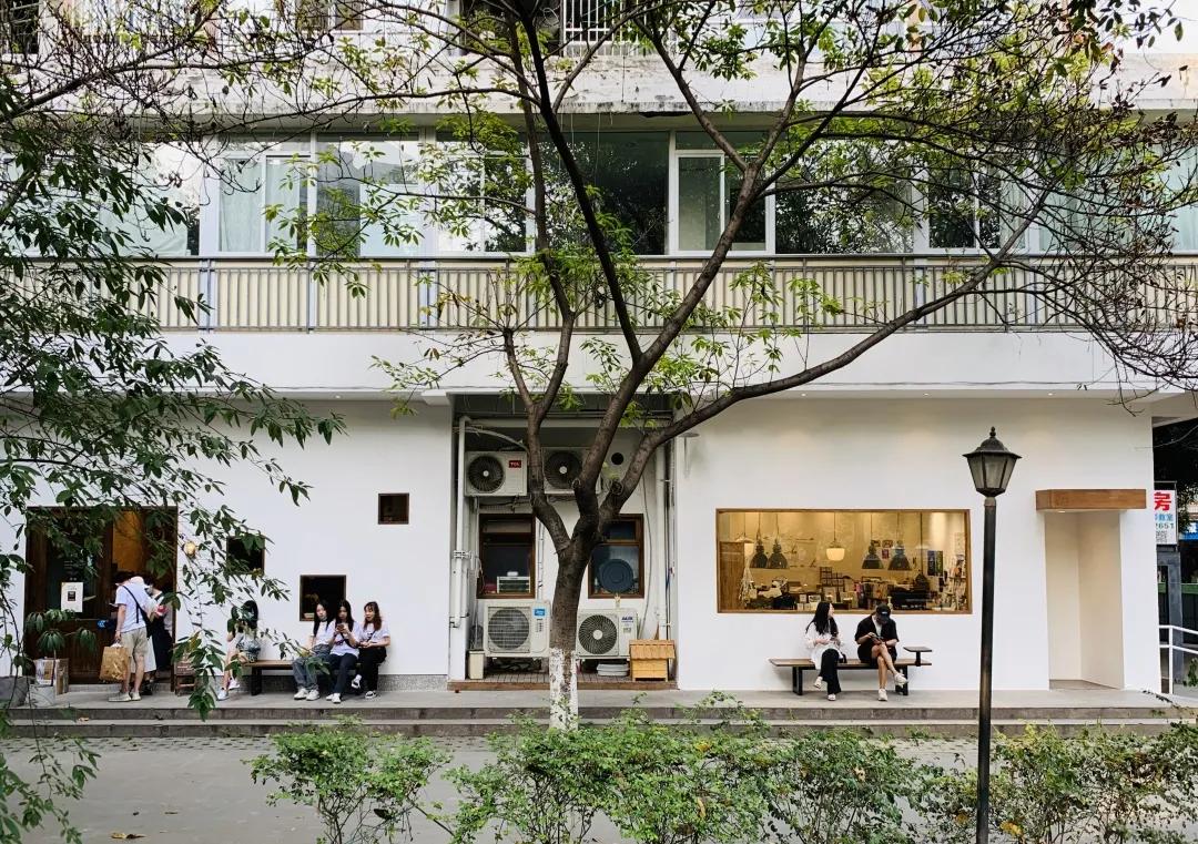 用阅读触摸成都｜在成都不能错过的10家书店（下）