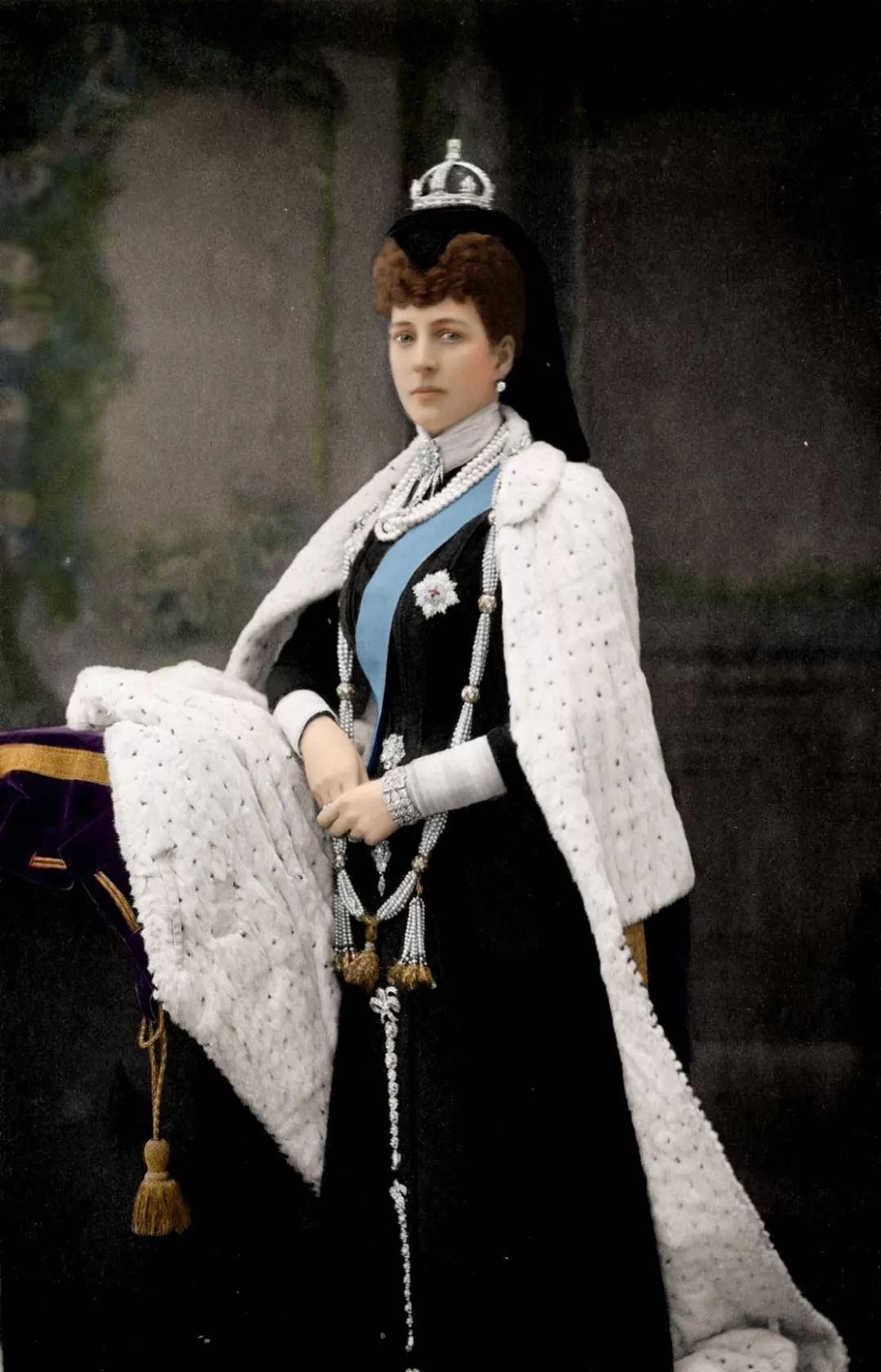 史上最强小三终不敌原配,史上最强小三被抢走