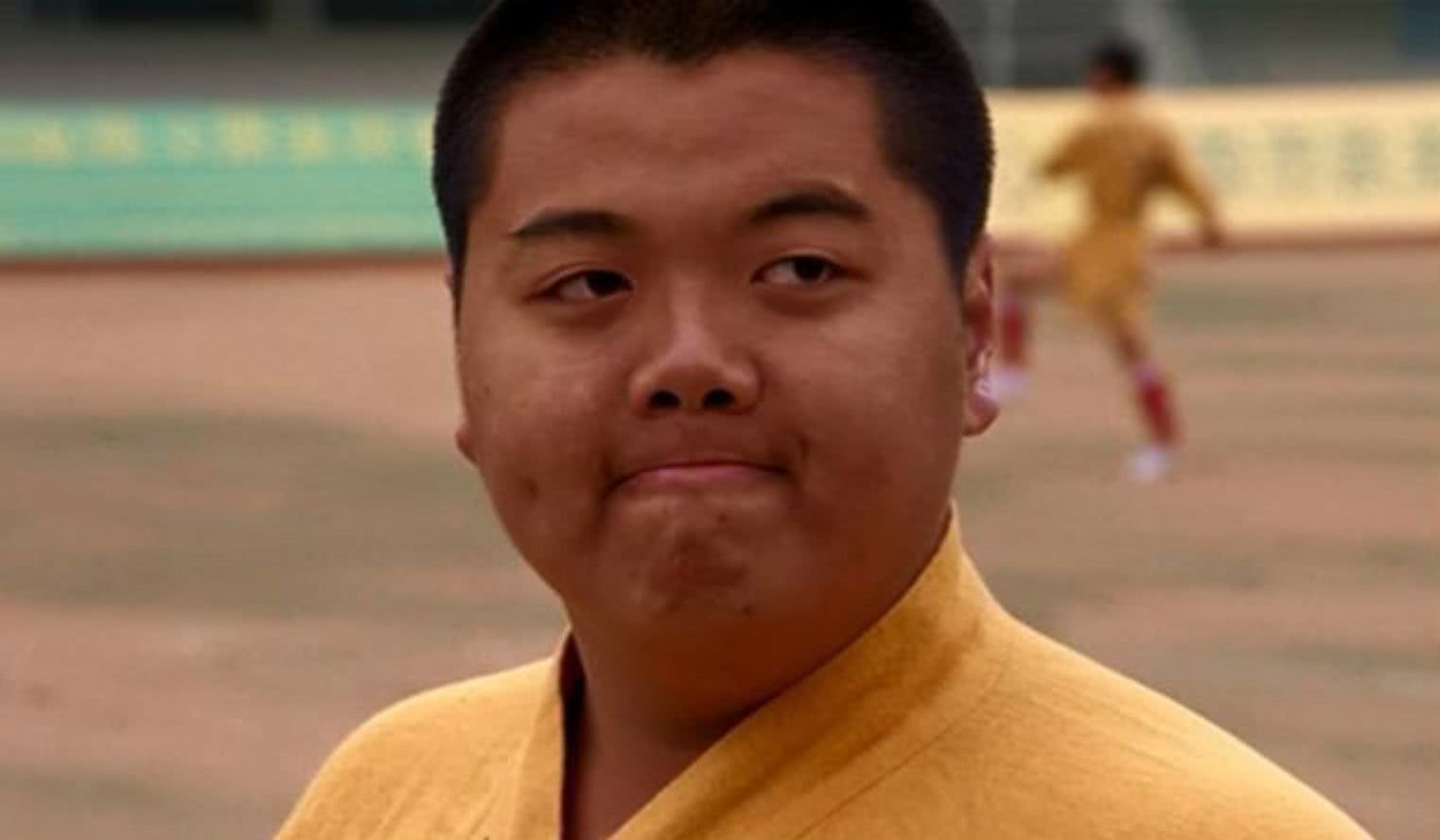 周星驰说很多人找他拍戏,周星驰当年只给他两分钟的镜头