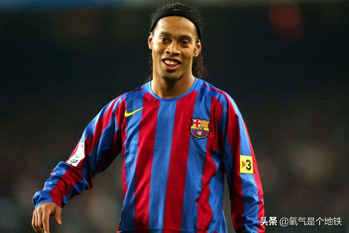 罗纳尔迪尼奥传奇完整版,魔术师罗纳尔迪尼奥