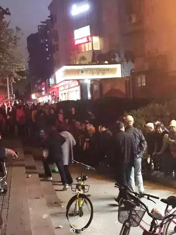 面馆开业免费5天，结果……沦陷了！网友：老板你后悔没？！