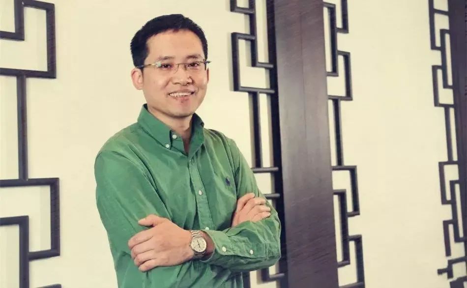 一个箱子改变了三个人的命运,一个箱子改变世界