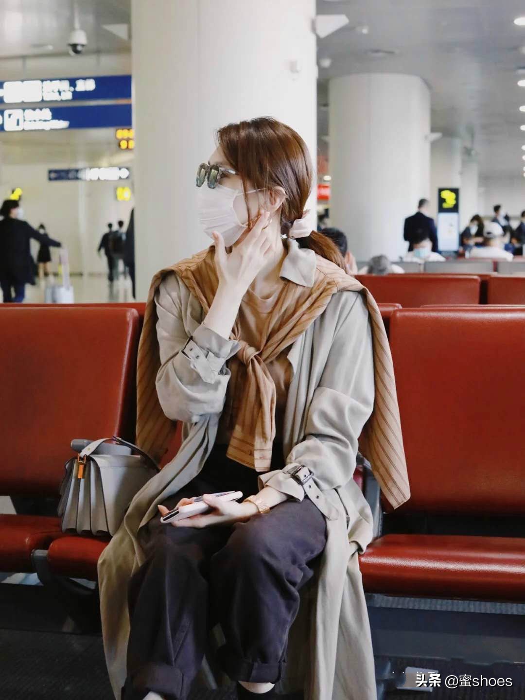 杨幂江疏影粉色,杨幂江疏影艳压全场