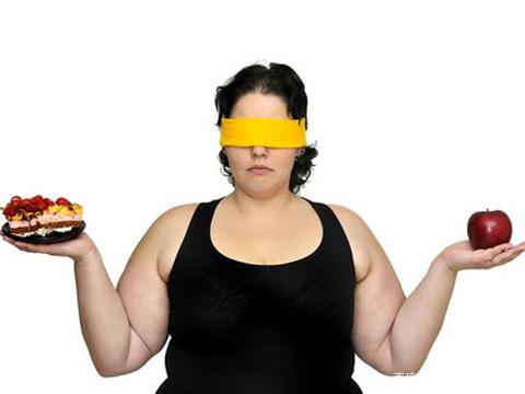 精油抹在身上发热暴汗减肥靠谱吗,用精油真的可以减肥塑形吗