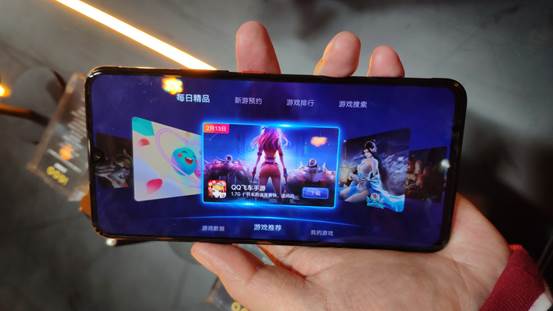 iqoo玩狂野飙车,iqoo机器人的骚操作