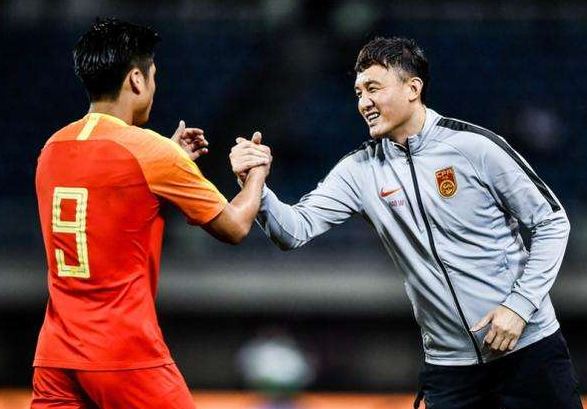 单刀射门抡空+传接球频失误，冲东京奥运，国奥让人看不到希望