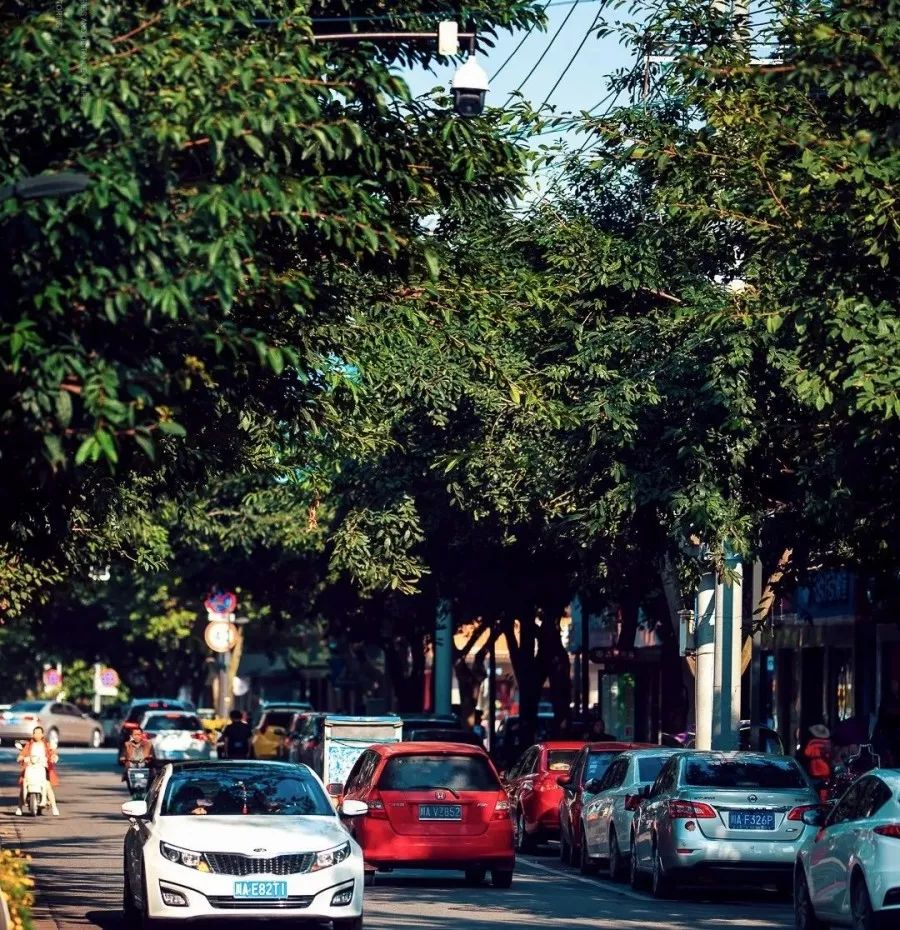 张杰老家在成都新都区新繁镇哪里,新都离新繁多少公里