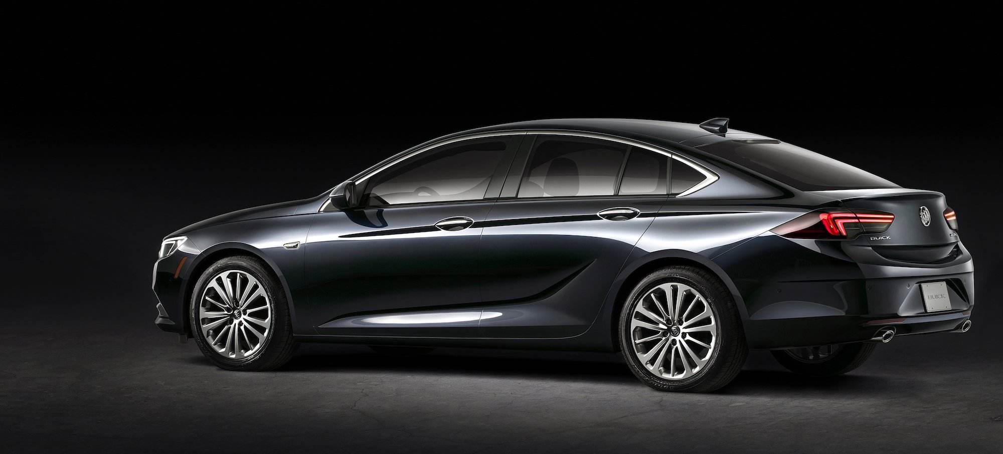 别克属于一线豪华品牌吗,别克平民豪车品牌