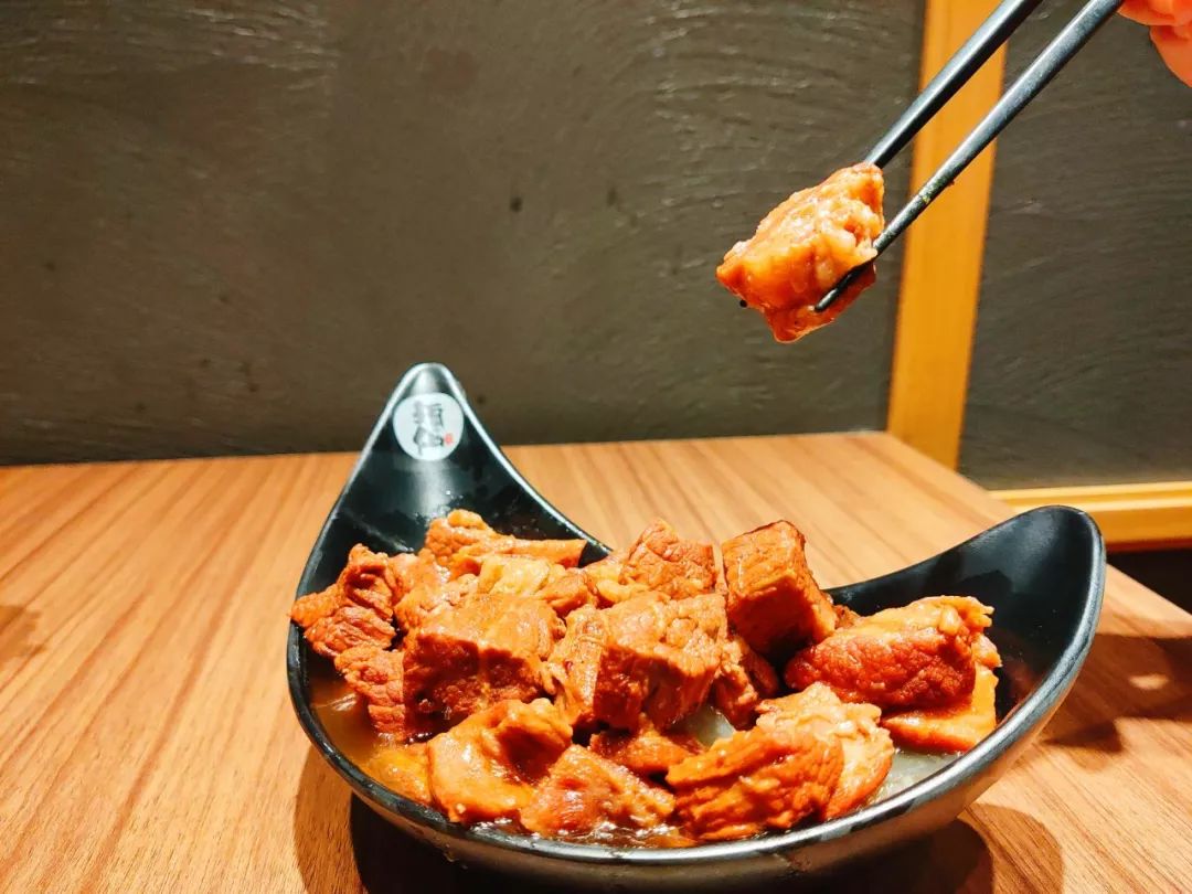 人气美食牛腩上海,清汤牛腩上海