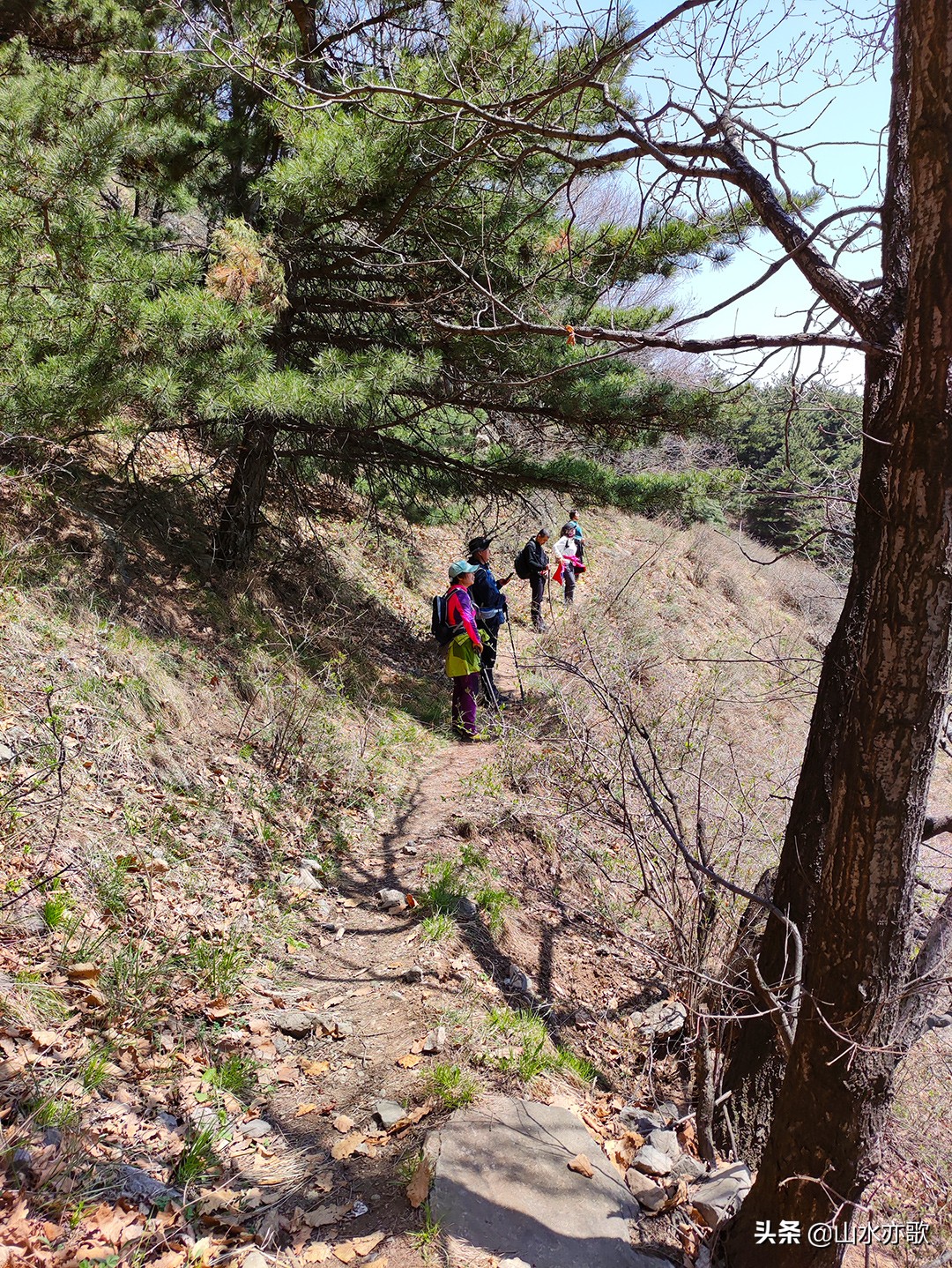 从石家庄到邢台，寻找大自然的鬼斧神工，爬上半个瓮，羞羞阴阳山