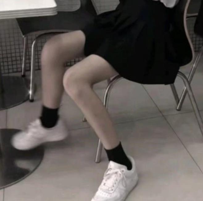 女人易遗尿用什么方法来治,分泌物多裤子湿怎么办