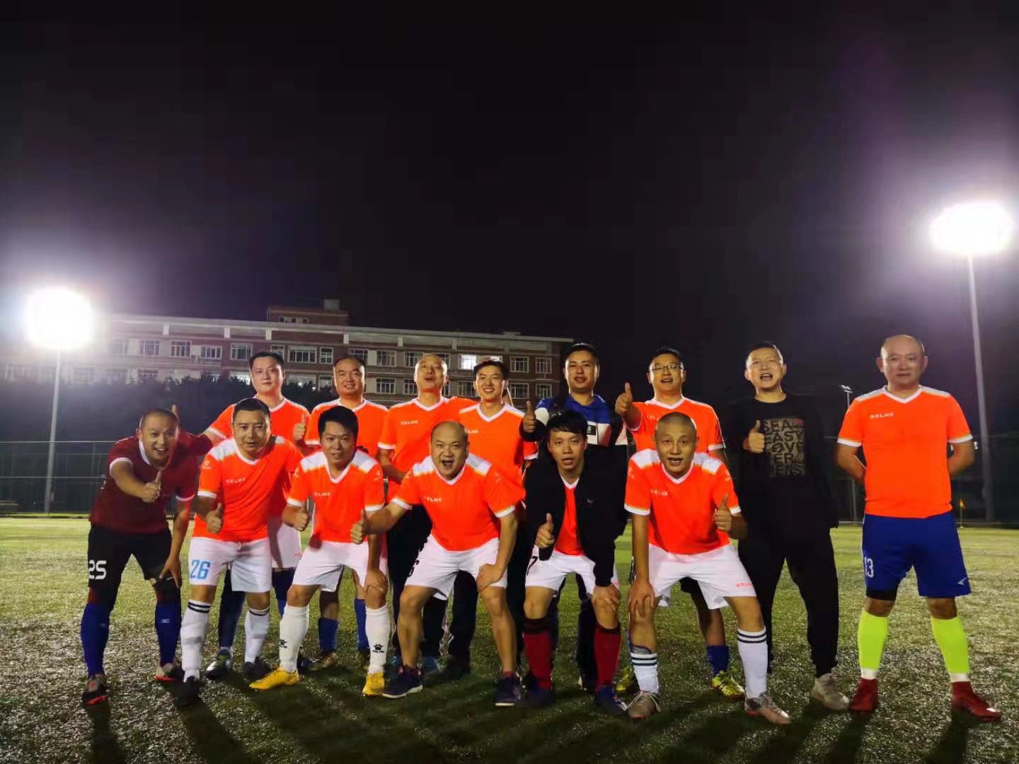 不负韶华我们都是追梦人公益广告,不负韶华我们都是追梦人广告