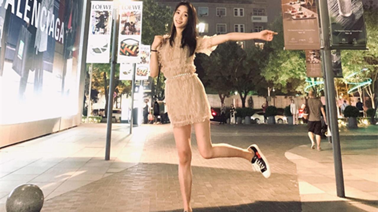 舒思瑶张豆豆赵敬楠一字马,体操女神舒思瑶比赛视频