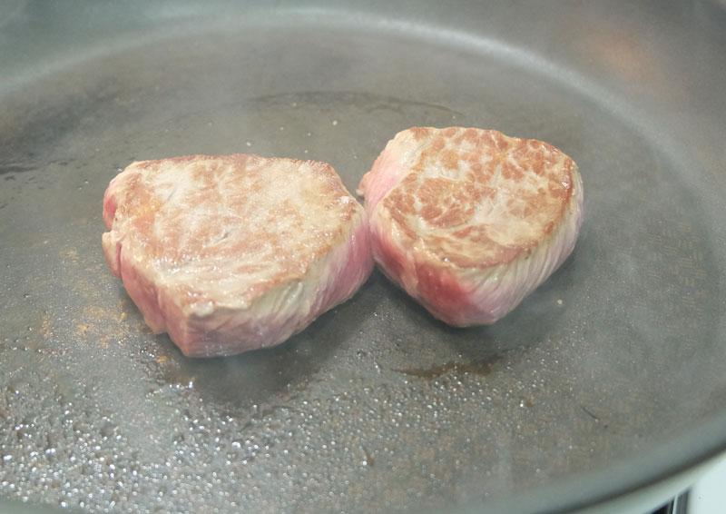 原来欧美人喜欢这样炖肉，简单美味又馋人，一大锅都不够吃