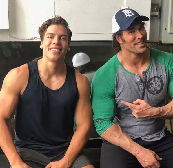 施瓦辛格的女佣年轻时候图片,施瓦辛格与女佣的儿子