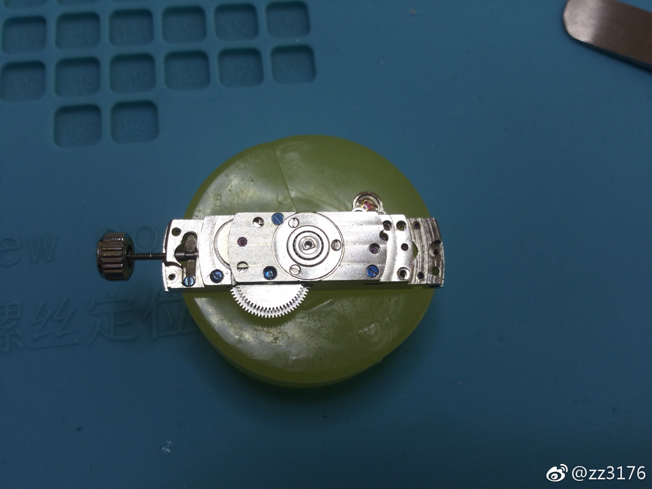 保养修复国产特殊单桥机芯手表