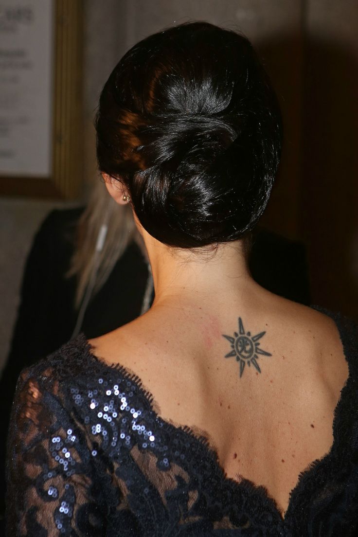 索菲亚王妃黑色礼服,索菲亚王妃服装