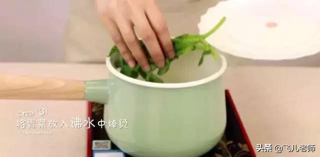 8个月宝宝怎么吃鸡肉辅食,八个月的宝宝怎么样吃鸡肉