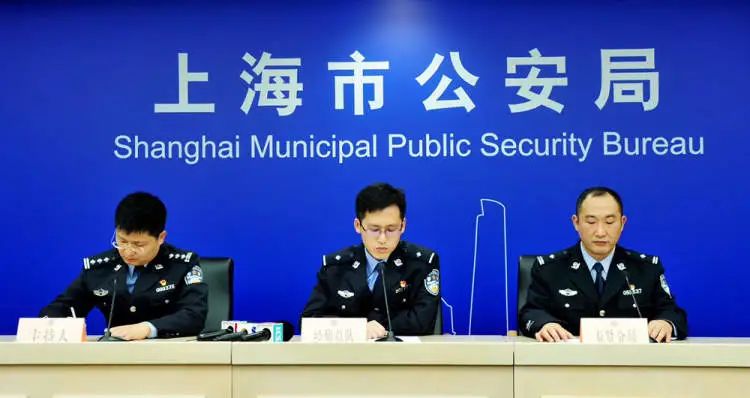 首例假冒lv等箱包原材料案告破,假冒箱包原材料案