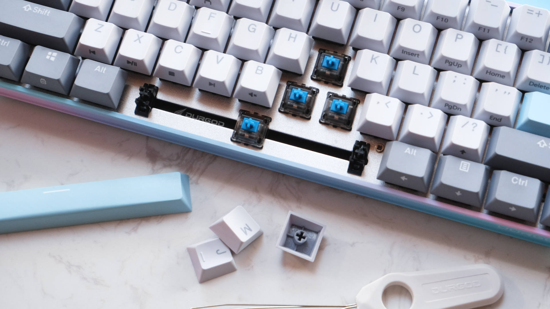 杜伽k310樱桃黑轴键盘测评,杜伽k310w无线银轴机械键盘