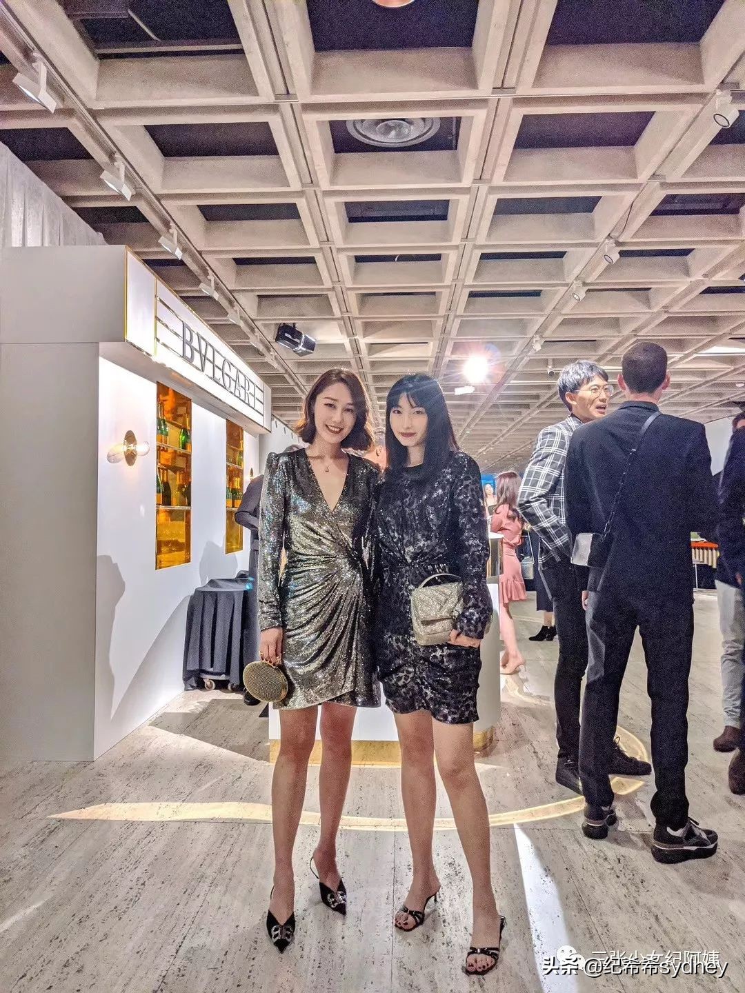 party穿什么风格衣服,年底party礼服