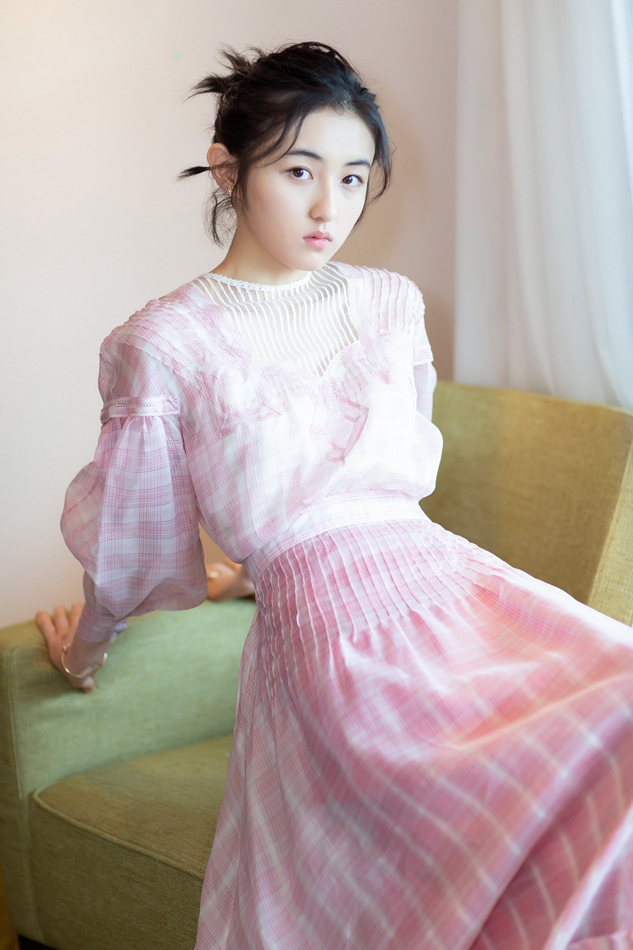 少女的发型,小妹妹去剪张子枫发型