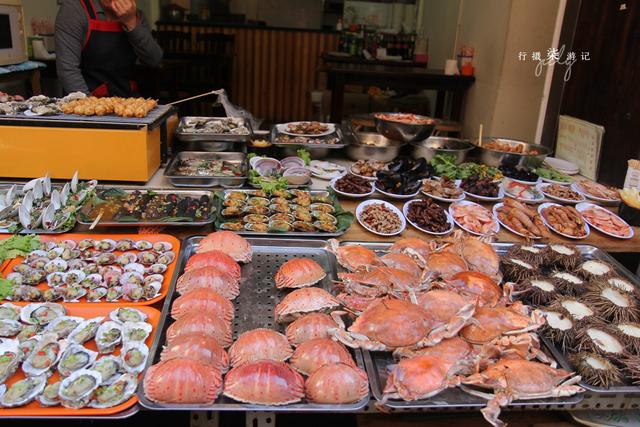 终于要改造了？青岛劈柴院半数商家关张，本地人嫌弃多年