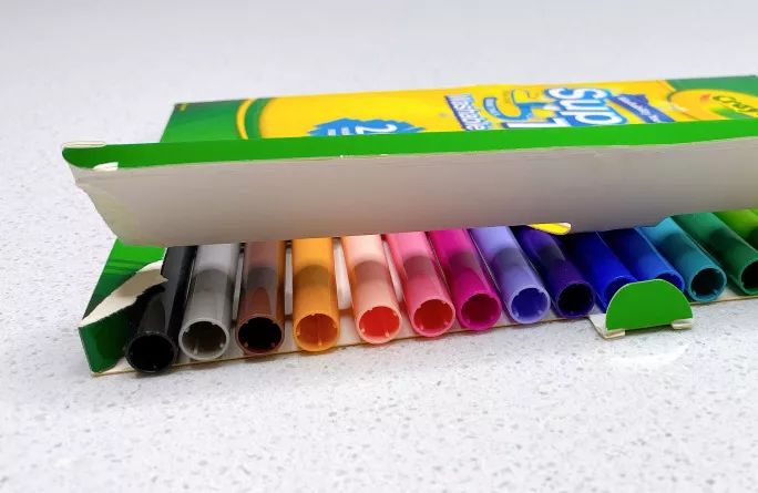 八款大牌水彩笔深度测评，竟然只有一款能洗干净