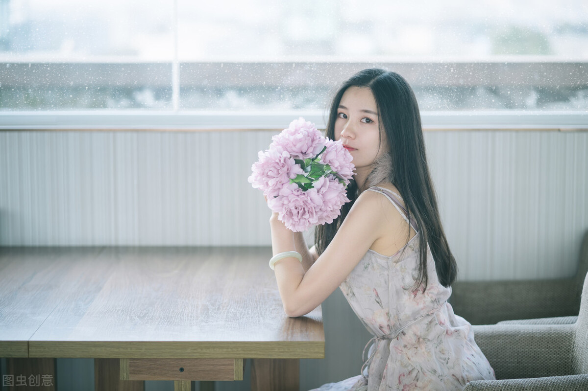 两性之间如何经营好爱情,两性相处中怎么去爱一个人