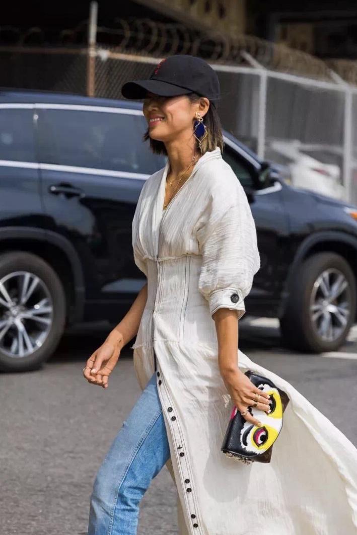 脸小适合戴哪种帽子好看,脸大的女生戴什么样帽子好看