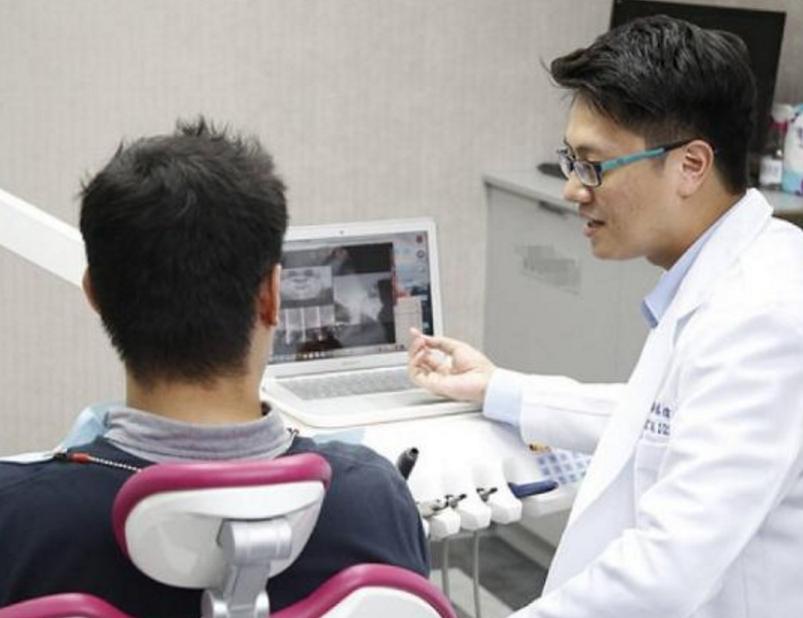 为什么智齿上面的牙龈很臭,为啥智齿臭