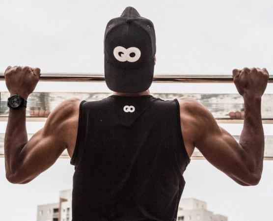 三招教你改善肩关节弹响,肩关节有弹响还能继续锻炼吗