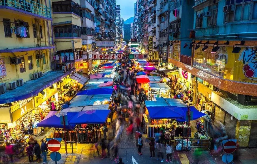 像彩色水果糖一样的香港,让人心动