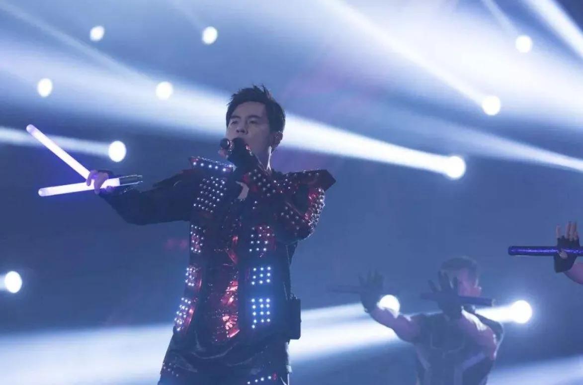 杨坤回应周杰伦直播,杨坤周杰伦最新事件