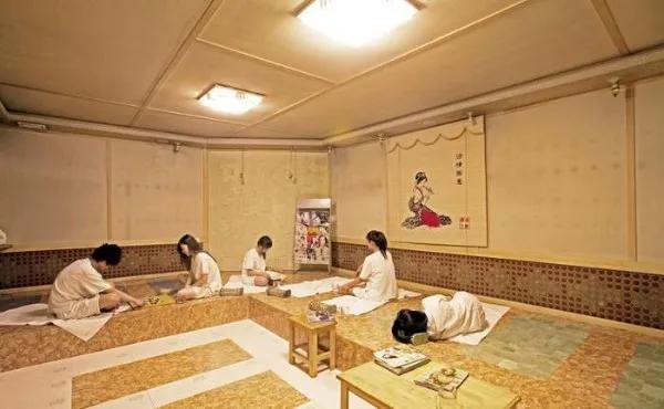 开养生馆什么项目最好,现在生意最火爆的养生馆模式