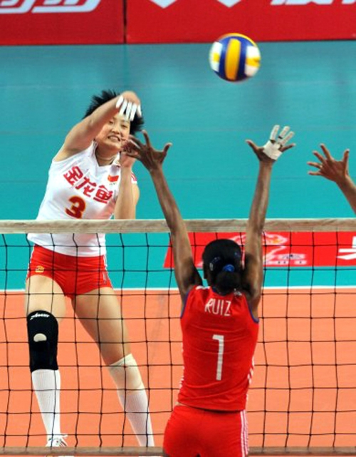 培养首位校园国手获誉“郎平第二”的大连老妹，未来能否接班郎导