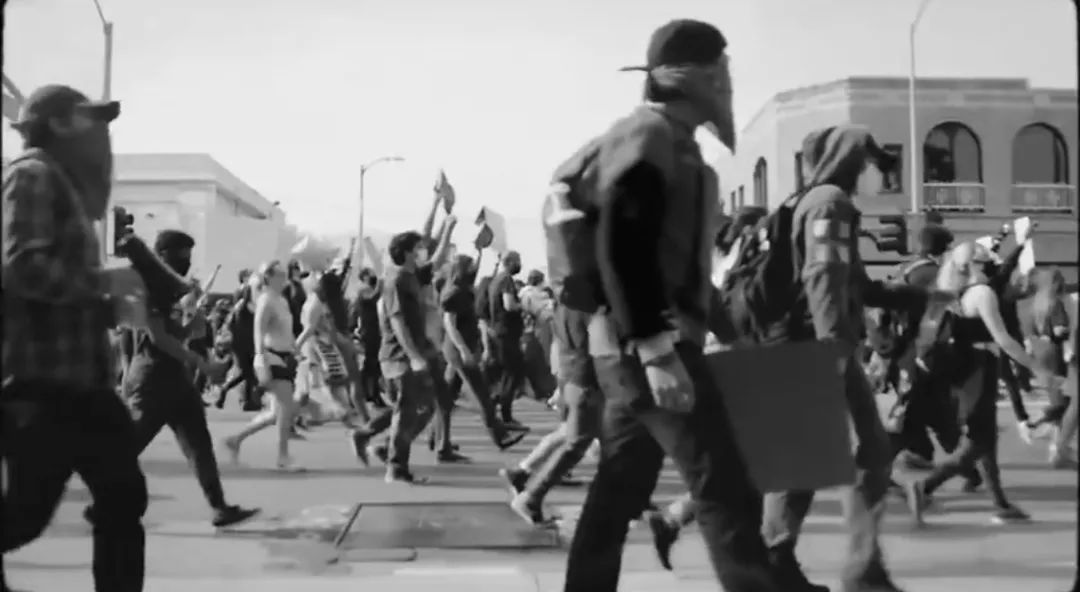 nike联合定制服装,nike联名nba羽绒服贵吗